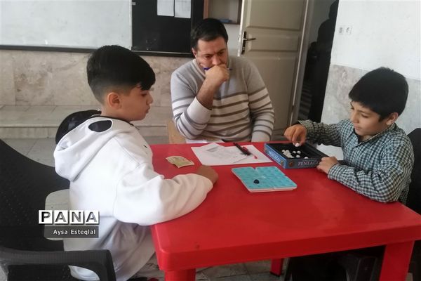 المپیاد بازی‌های فکری رویش دانش‌آموزان پسر دبستانی ناحیه 3 شیراز