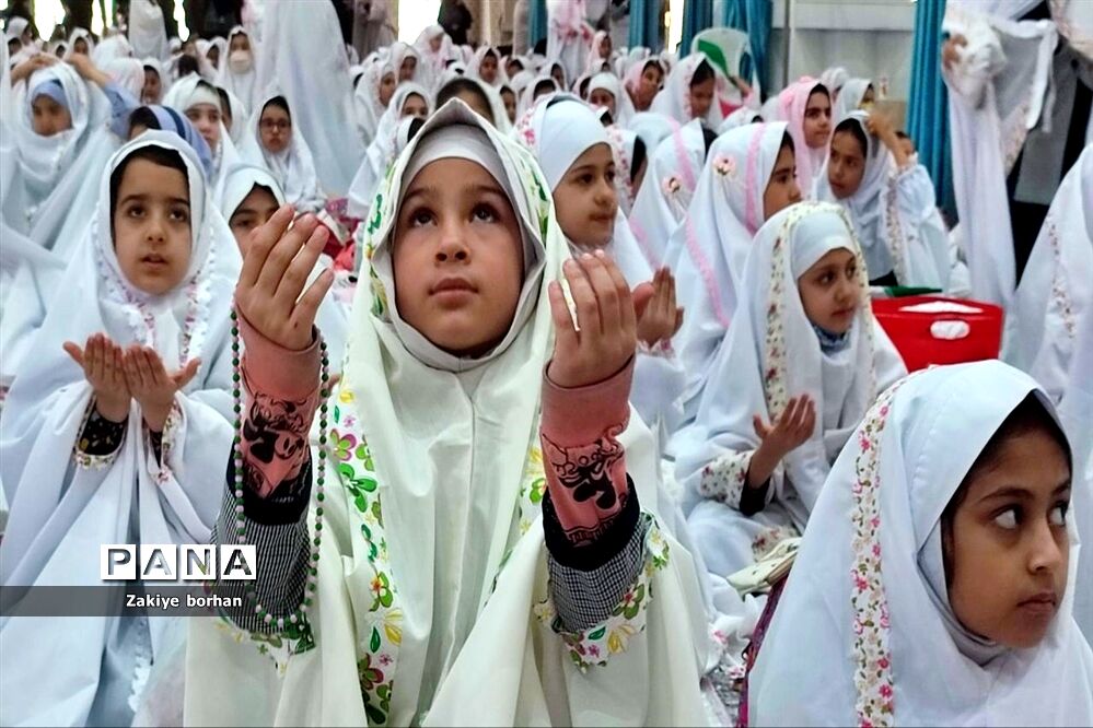 جشن فرشته ها در مصلی امام خمینی(ره ) شهرستان بجنورد