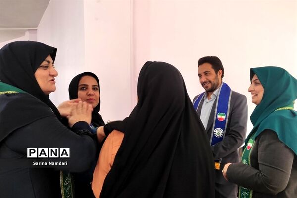 رقابت ۴۵۰ دانش‌آموز دختر دبستانی ناحیه ۳ شیراز در المپیاد بازی‌های فکری رویش