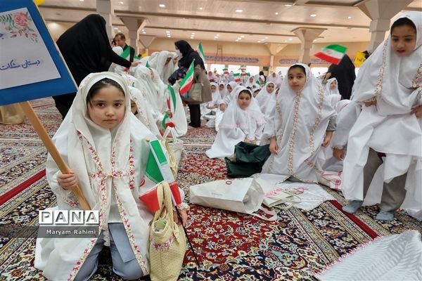 جشن تکلیف دانش‌آموزان دختر شهرستان بجنورد