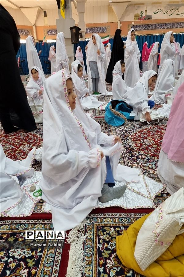 جشن تکلیف دانش‌آموزان دختر شهرستان بجنورد