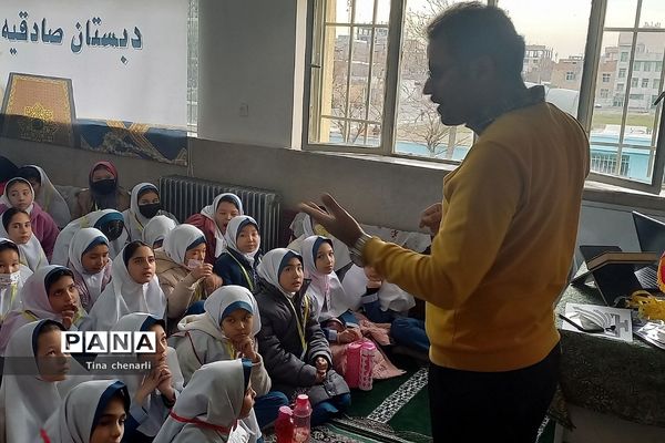 افتتاحیه طرح سواد دیجیتال در دبستان دخترانه صادقیه شهریار