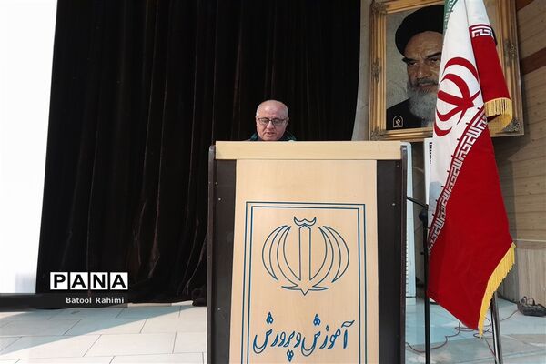برگزاری کارگاه فن بیان و ارتباط سازی مؤثر ویژه معاونان پرورشی مدارس شهرستان ملارد