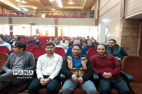 برگزاری کارگاه فن بیان و ارتباط سازی مؤثر ویژه معاونان پرورشی مدارس شهرستان ملارد