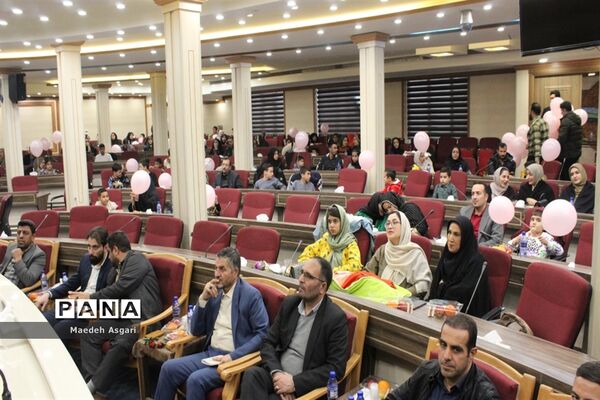 مراسم تجلیل از خانواده‌های کارکنان خانه معلم قم