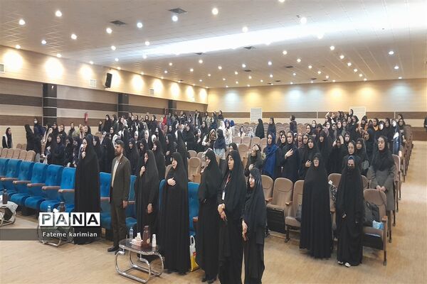 آیین‌ تجلیل از ستارگان ورزشی ناحیه 4 مشهد