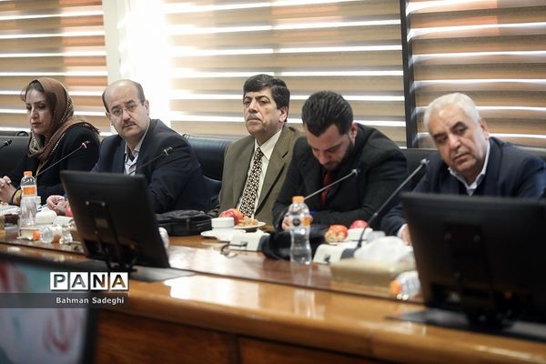 دیدار وزیر آموزش و پرورش با جمعی از معلمان و فرهنگیان عضو سندیکاهای کشور سوریه