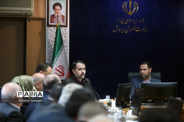دیدار وزیر آموزش و پرورش با جمعی از معلمان و فرهنگیان عضو سندیکاهای کشور سوریه