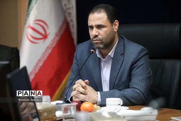 دیدار وزیر آموزش و پرورش با جمعی از معلمان و فرهنگیان عضو سندیکاهای کشور سوریه