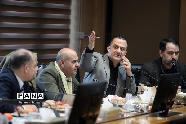 دیدار وزیر آموزش و پرورش با جمعی از معلمان و فرهنگیان عضو سندیکاهای کشور سوریه