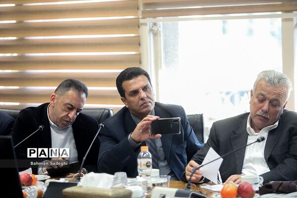 دیدار وزیر آموزش و پرورش با جمعی از معلمان و فرهنگیان عضو سندیکاهای کشور سوریه