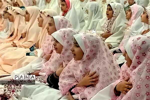 جشن تکلیف دختران کرجی در امامزاده حسن(ع) کرج