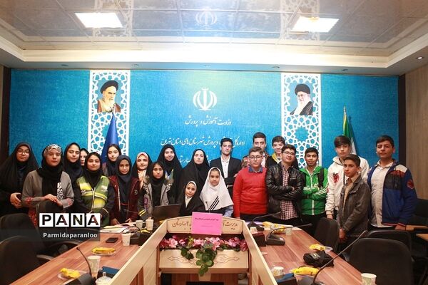 دوره آموزشی خبرنویسی ویژه دانش‌آموز‌خبرنگاران پانا در آموزش و پرورش ناحیه 2 بهارستان