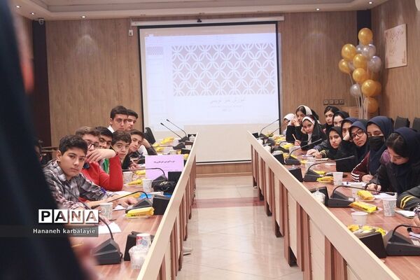 دوره آموزشی خبرنویسی ویژه دانش‌آموز‌خبرنگاران پانا در آموزش و پرورش ناحیه 2 بهارستان
