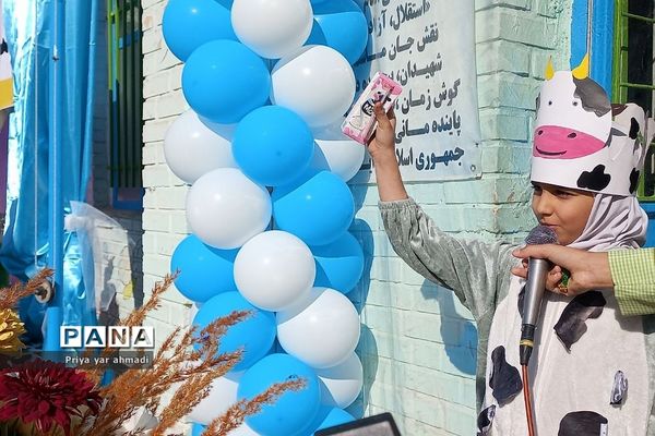 آغاز فرایند توزیع شیر در مدارس ابتدایی ورامین