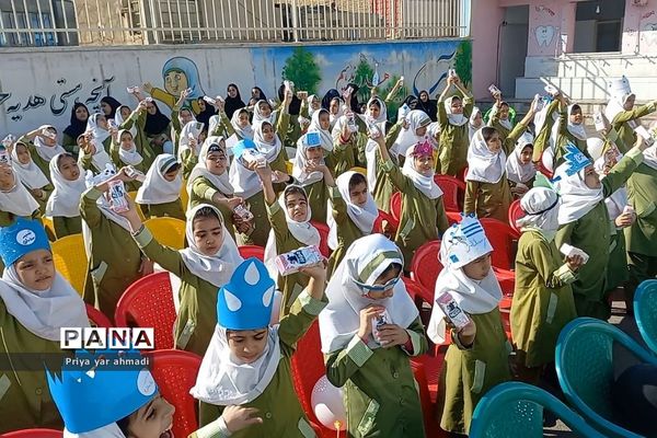 آغاز فرایند توزیع شیر در مدارس ابتدایی ورامین