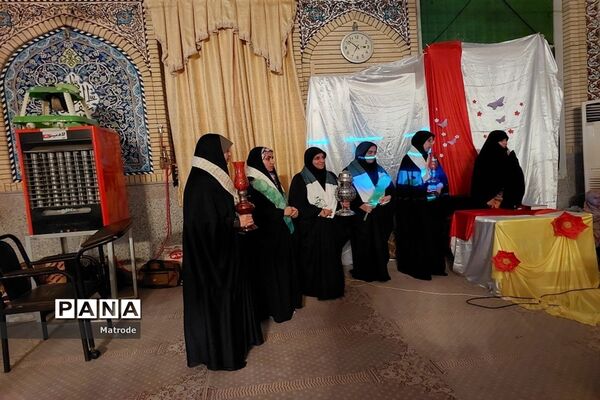 شرکت فعال پیشتازان شادگانی در مراسم اعتکاف دانش‌آموزی