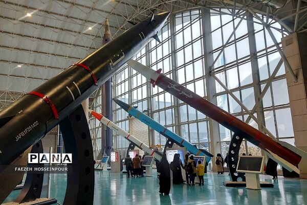 اردو  راهیان پیشرفت دانش‌آموزان مدرسه حکمت