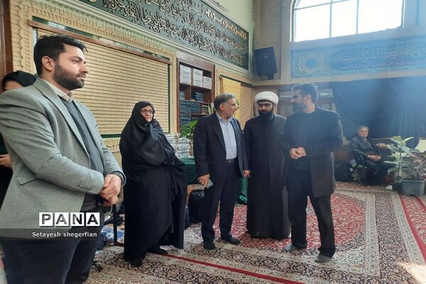 دیدار مدیر آموزش و پرورش ناحیه ۶ مشهد با دانش‌آموزان معتکف‌