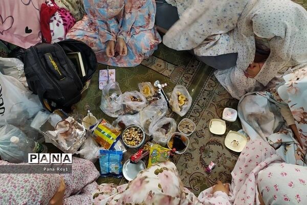 بازدید مدیرکل آموزش و پرورش شهرستان‌های استان تهران از اعتکاف دانش‌آموزان ناحیه یک شهرری