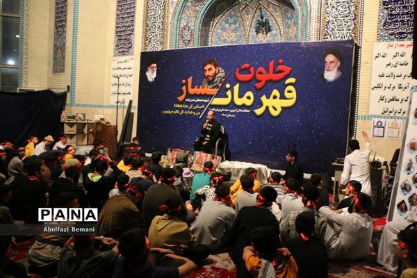 اعتکاف دانش‌آموزی در قم-2