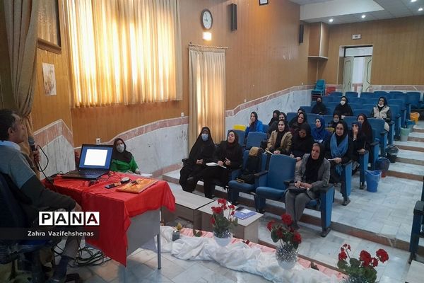 کارگاه توانمند سازی ویژه مشاوران در شهرستان شیروان