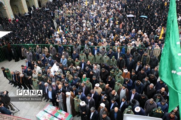 تشییع پیکر شهیدان «آقازاده نژاد» و «کریمی» در قم