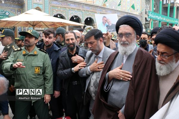 تشییع پیکر شهیدان «آقازاده نژاد» و «کریمی» در قم