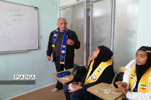 آموزش پیشتازان در مدارس محروم شهرستان‌های مانه و سملقان