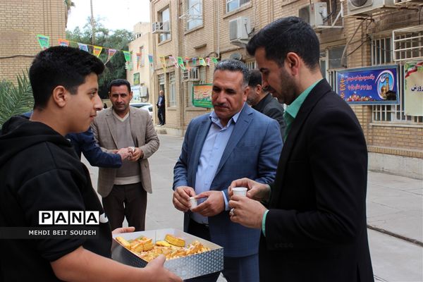 موکب  دانش‌آموزی به‌مناسب  ولادت امام علی (ع) و روز پدر