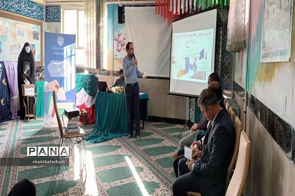 همایش رأی اولی‌ها در هنرستان شیخ محمد بلیغ شهرستان فیروزکوه