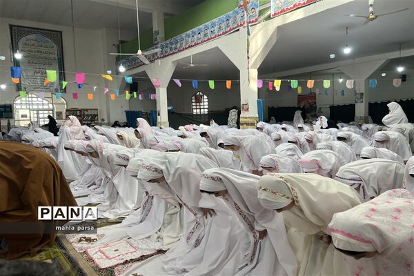 جشن تکلیف دختران مانه و سملقان در مسجد جامع