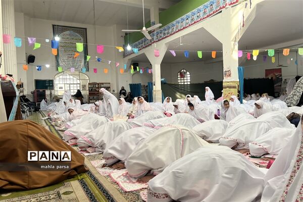 جشن تکلیف دختران مانه و سملقان در مسجد جامع