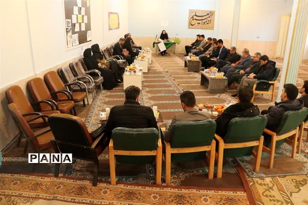 گردهمایی مدیران و معاونین فنی و مهارتی و سرپرستان کارگاه هنرستان ها و کاردانش شهر آشخانه