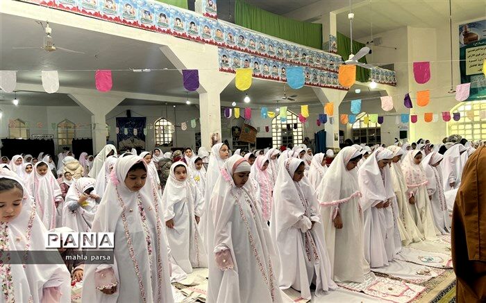 جشن تکلیف ٢٠ هزار «دختر ماه» در سراسر کشور برگزار شد