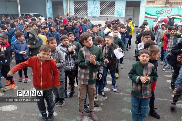 مراسم میلاد امام علی (ع) در دبستان شهید فرمانی