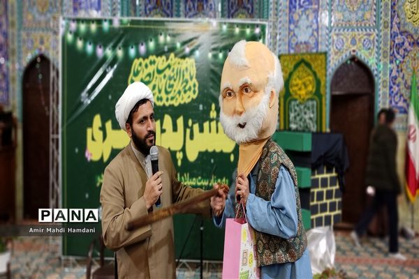 جشن پدر پسری دبستان مصطفی بیات در مسجد خامس آل عبا شهرستان ملارد