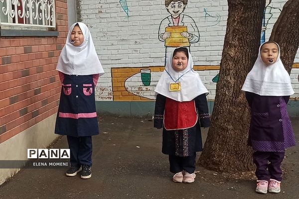 برگزاری جشن میلاد حضرت علی(ع) در مدارس کهریزک