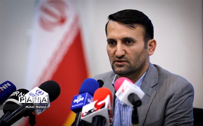 صدور «کد استخدامی» و رتبه‌بندی‌ ۳۵ هزار معلم «مهرآفرین»