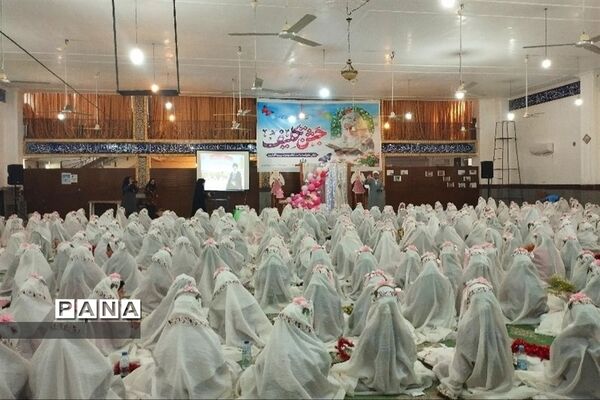 جشن تکلیف دختران در حاجی آباد