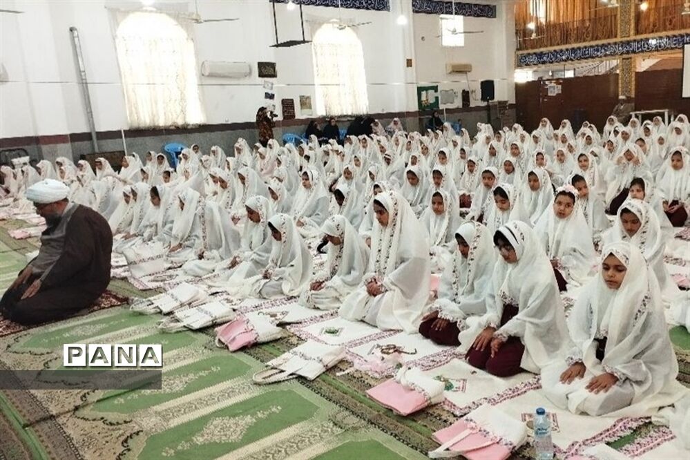 جشن تکلیف دختران در حاجی آباد