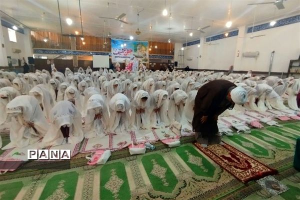 جشن تکلیف دختران در حاجی آباد