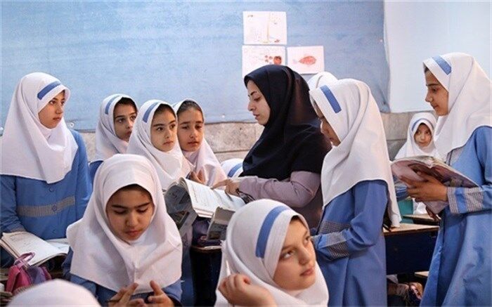 اجازه نمی‌دهیم برخی مدارس غیردولتی را بنگاه اقتصادی ببینند