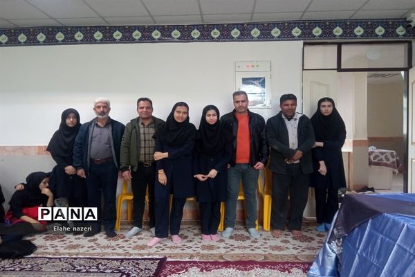 مراسم ولادت امام علی «ع» و روز پدر در دبیرستان نمونه دولتی شهید نصرتی