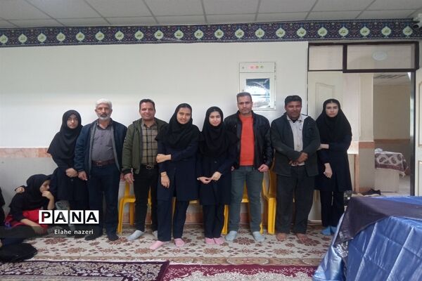 مراسم ولادت امام علی «ع» و روز پدر در دبیرستان نمونه دولتی شهید نصرتی