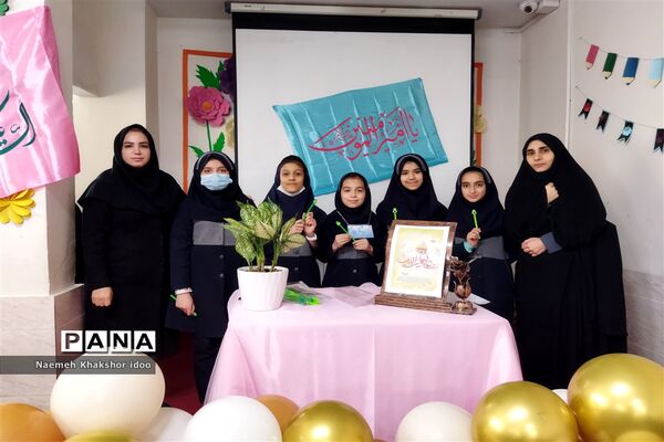برگزاری مراسم ولادت امام علی (ع) درمدرسه همای ۲ ناحیه ۲ مشهد