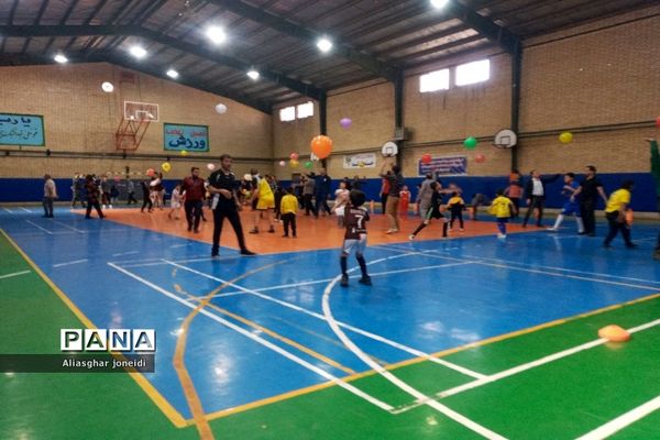 مسابقه پدر پسری و رقابت پایاپای بین پدرها و پسرها در شهرستان پیشوا