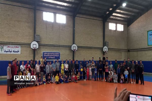 مسابقه پدر پسری و رقابت پایاپای بین پدرها و پسرها در شهرستان پیشوا