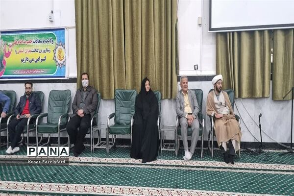 اعتکاف دانش‌آموزان دختر شهرستان مه ولات در مسجد جامع شهر فیض آباد