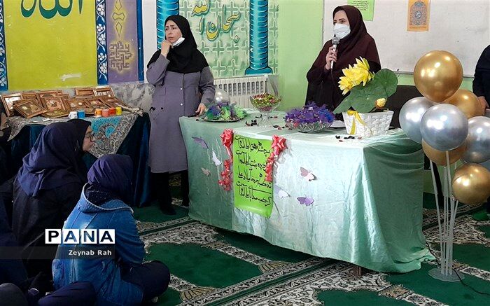 روز بدون کتاب، روزی مفرح برای دانش‌آموزان است